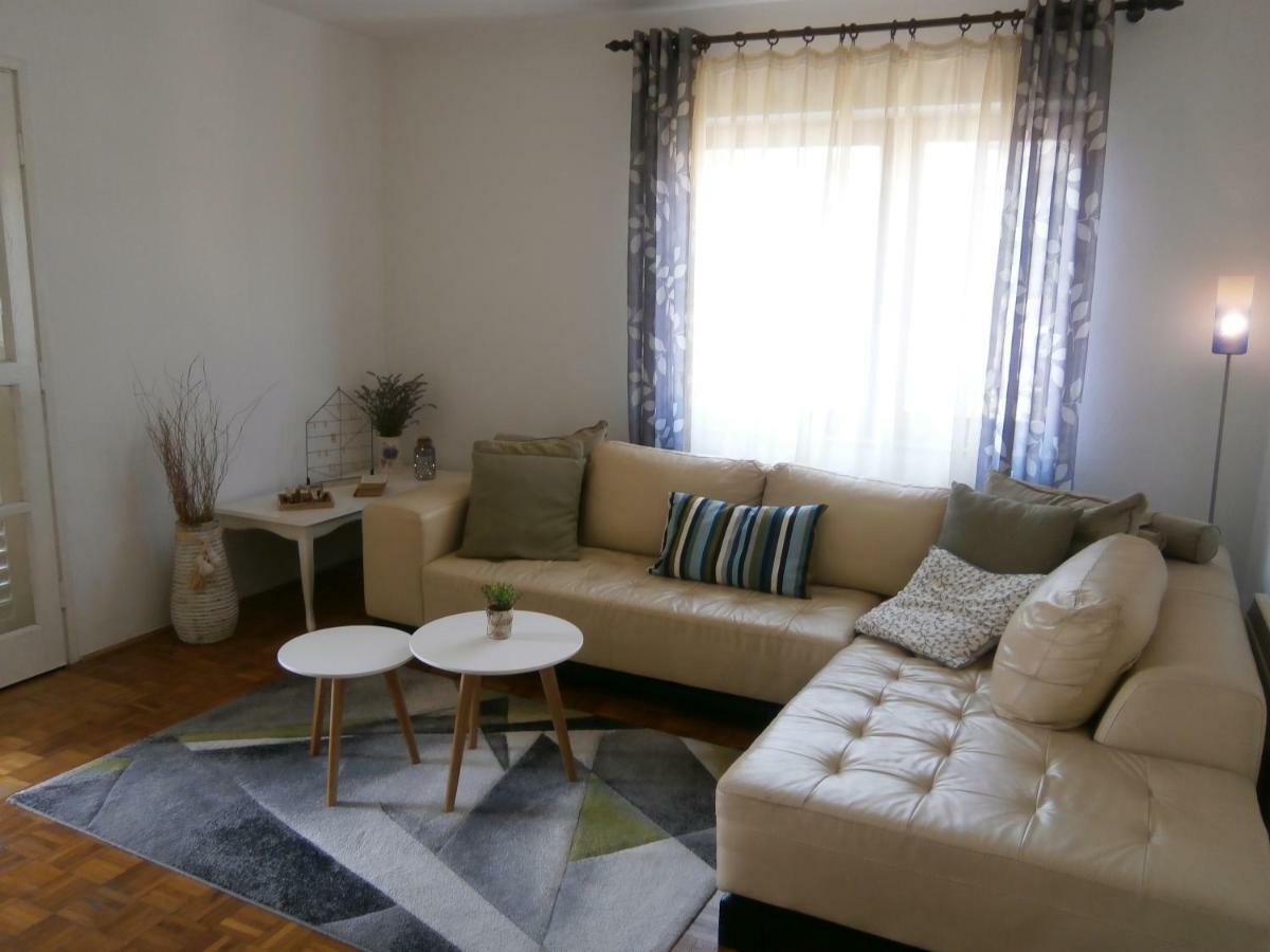 Makalu Apartament *